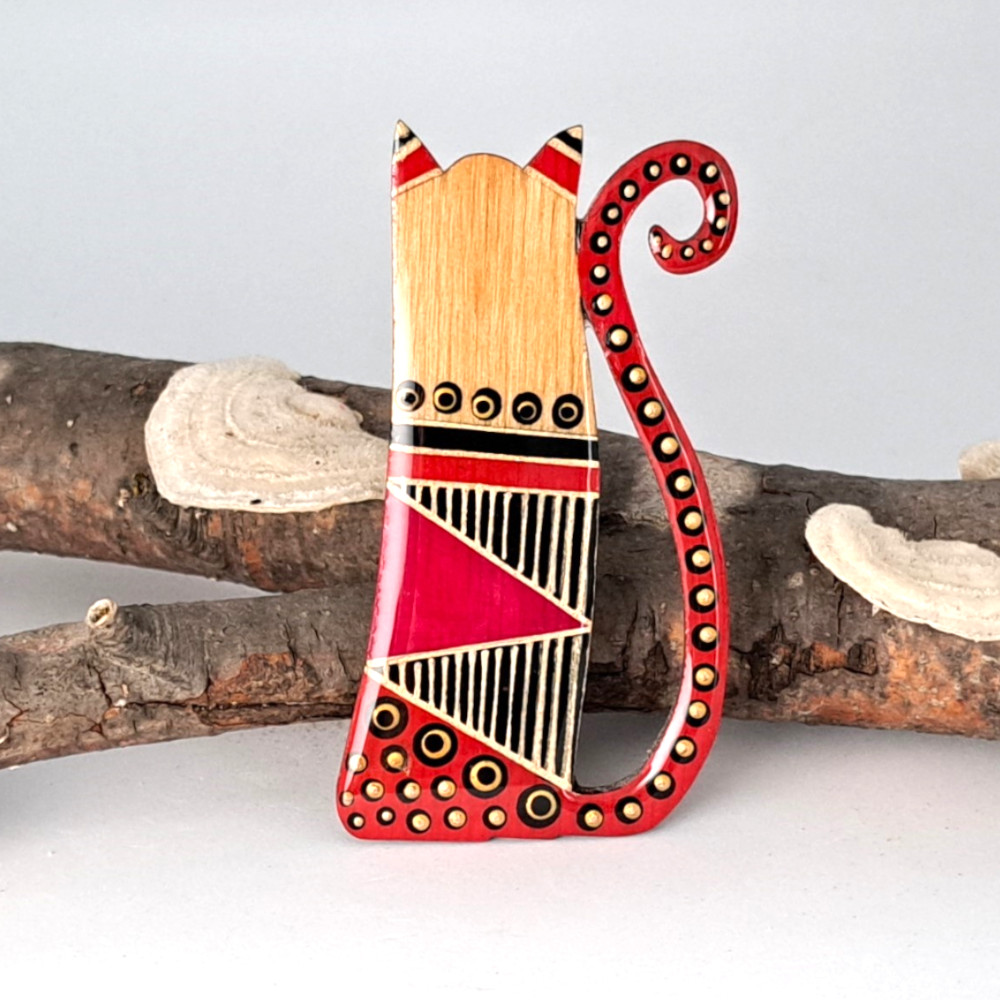 broska-mucka-L-rdeca-crna