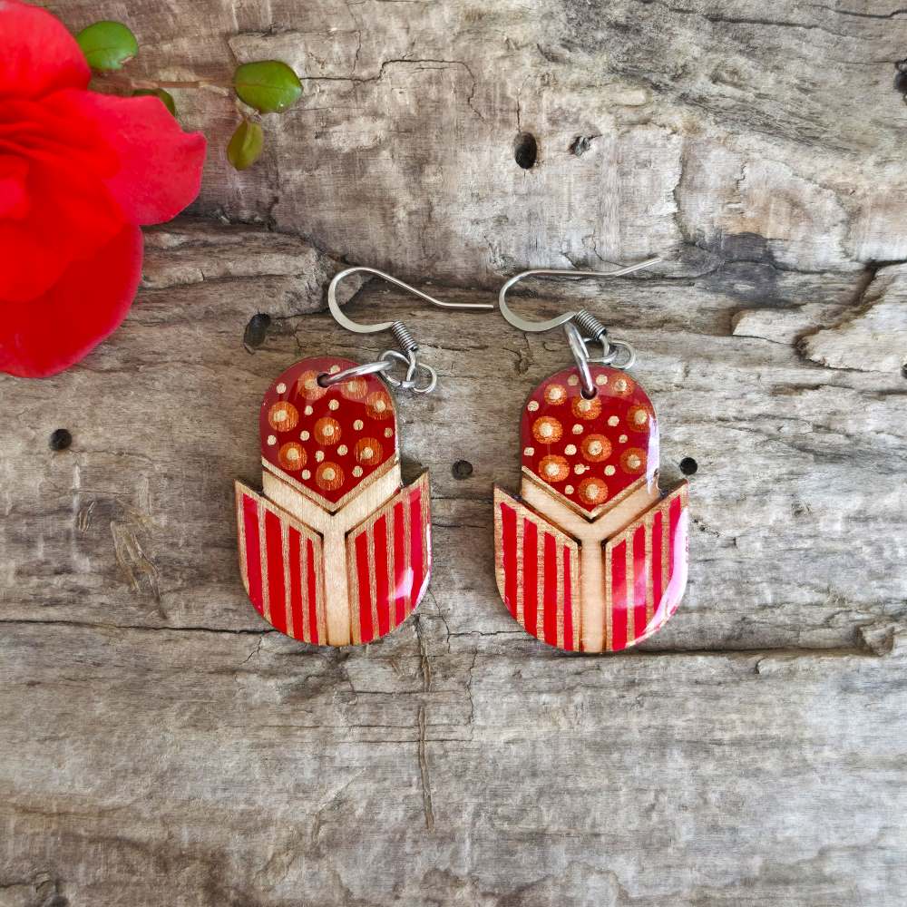 wooden-earrings-red