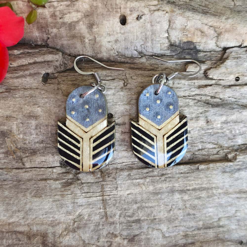 hanging-flower-earrings-black