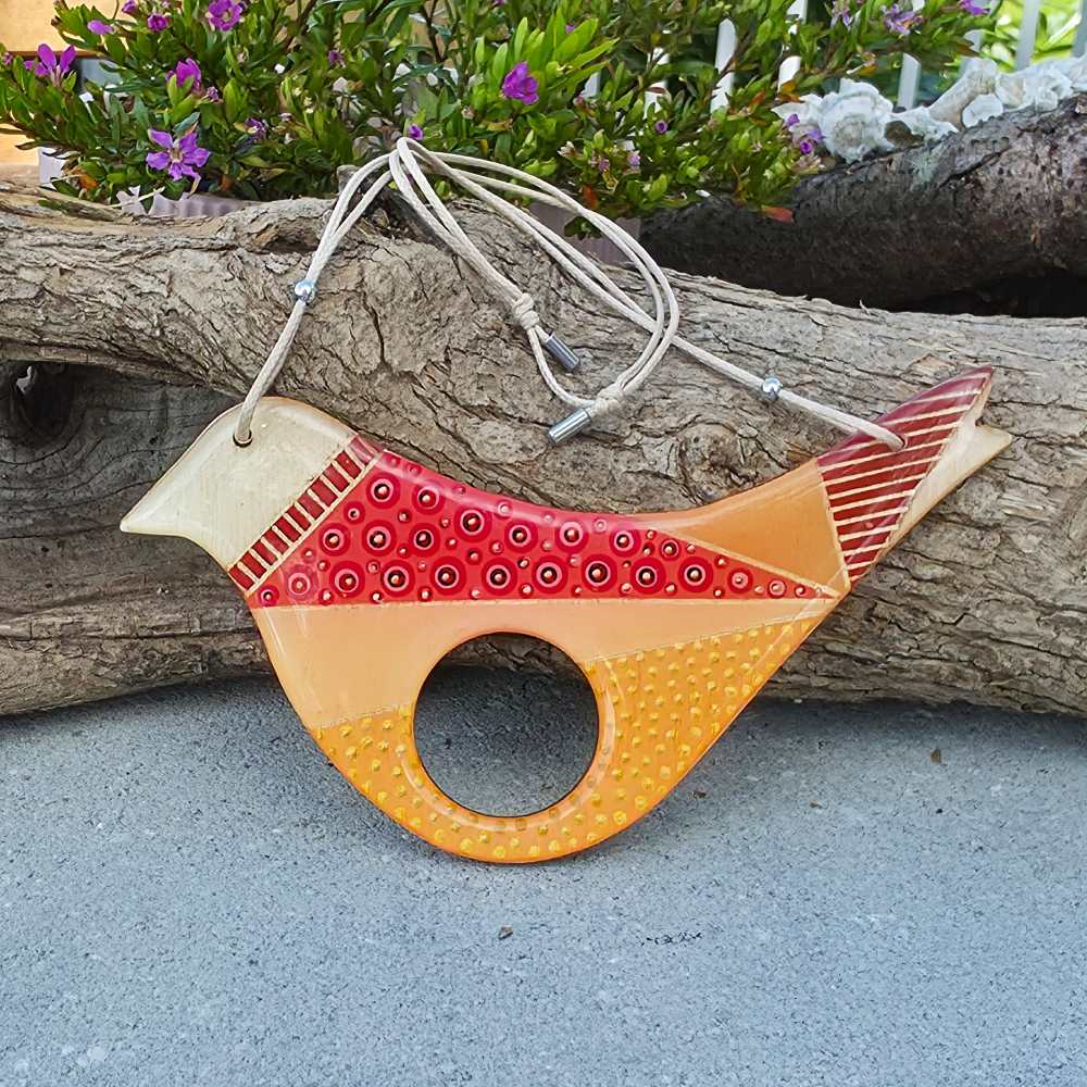 wooden-necklace-bird